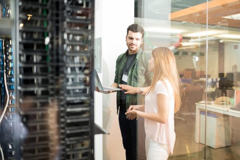 Torre de resfriamento e eficiência energética: impacto direto no consumo elétrico do Data Center