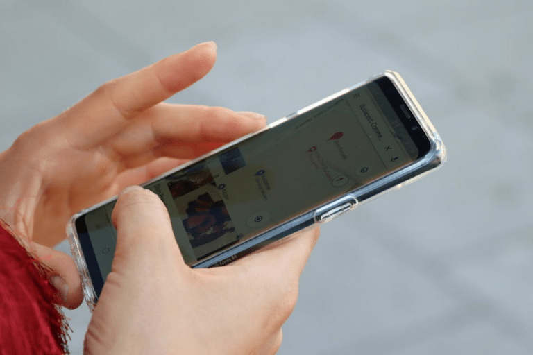 Como a evolução do motorola transformou os smartphones de entrada no Brasil