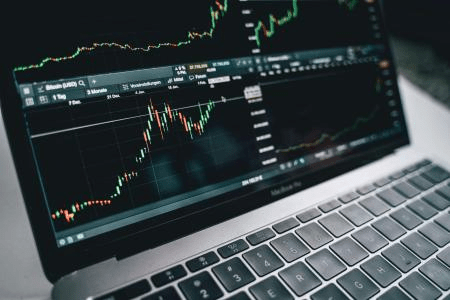 FIIs “base 10”: Vale a pena investir?