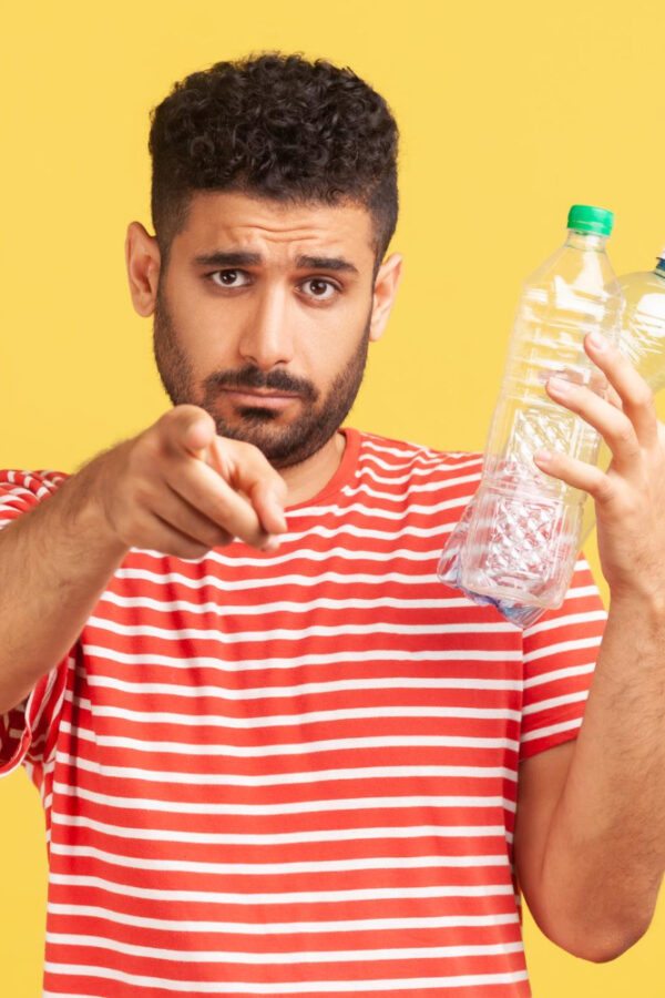 Sinais de que Você Precisa Beber Mais Água e Não Está Percebendo